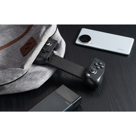 GameSir X5 Lite BK mobile controller in black, shown from the front with hall effect thumbsticks and adjustable USB Type-C port