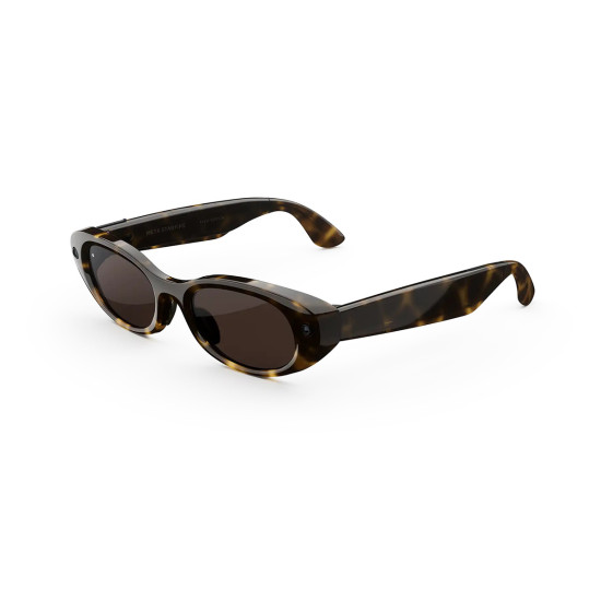 Meta Starfire Kylie Edition – Dark Tortoise XS (48-21) Meta Starfire Kylie Edition smart glasses with chocolate lenses and dark tortoise XS frame, front three-quarter view